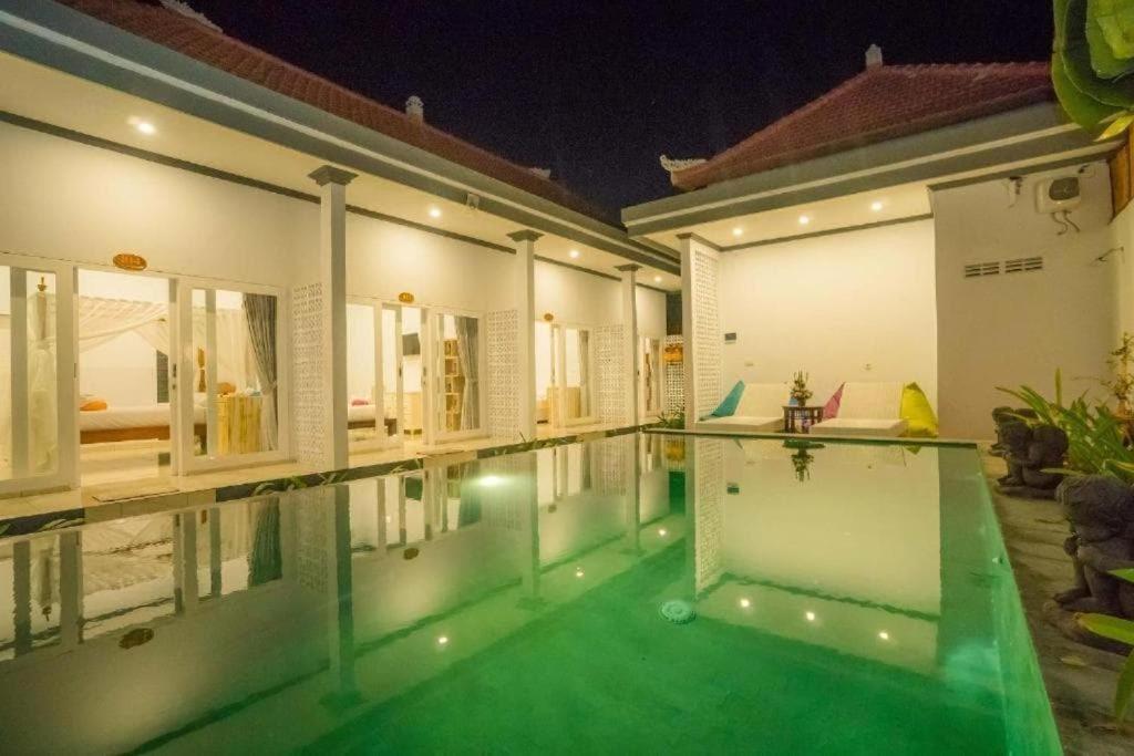 Kubukubucarik Wisma tamu *