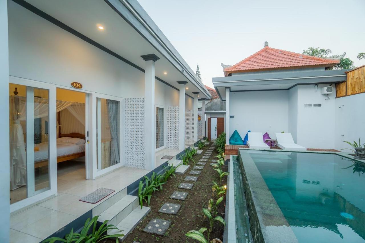 Kubukubucarik * Seminyak (Bali)
